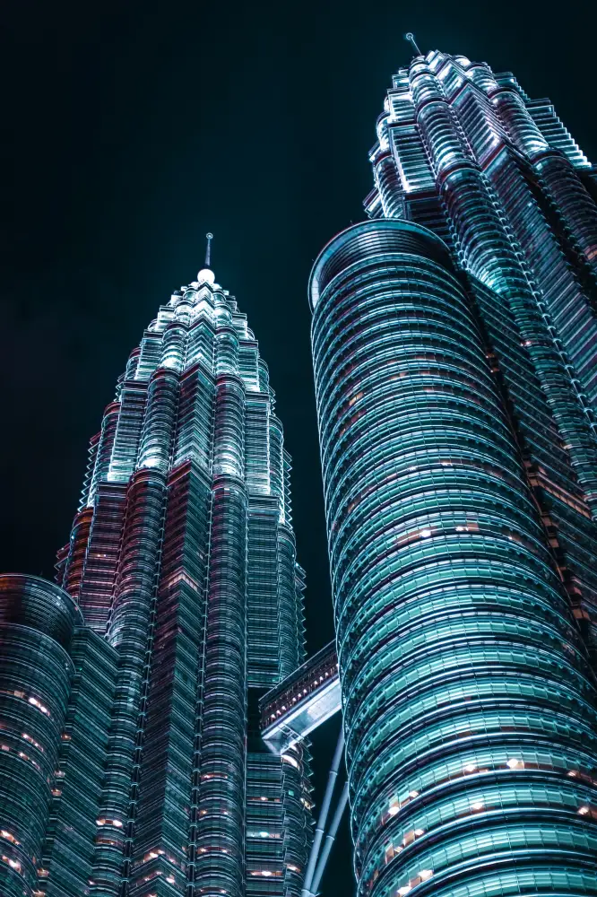 twin towers kl