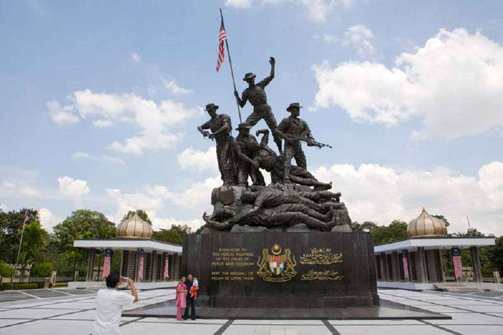 malay war monument one